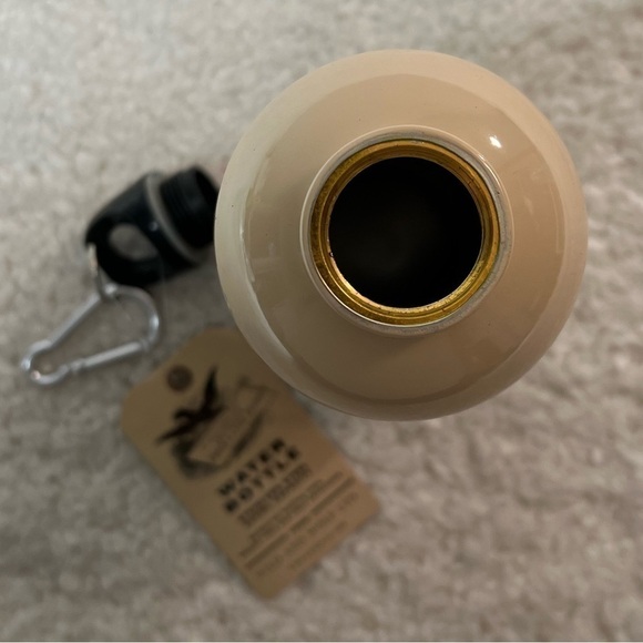 Wild & Wolf Stainless Enamel Coated Water Bottle - Picture 9 of 10